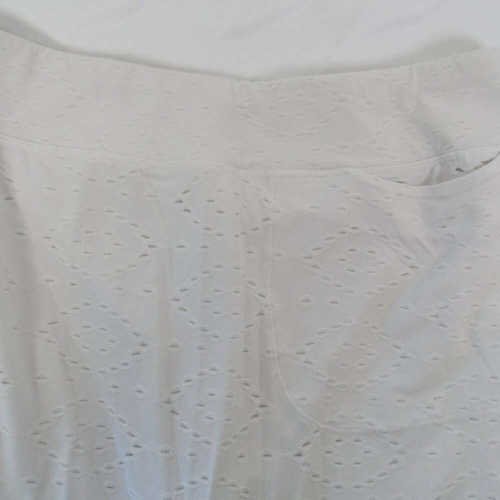 G Lifestyle  Skort White w/ Pleated Ruffle Hem Eyelet Sz Med - Picture 5 of 5
